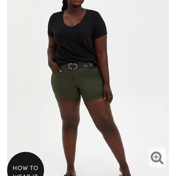 Torrid Belted Olive green shorts Size 1 - Picture 1 of 10